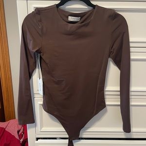 Aritzia contour bodysuit